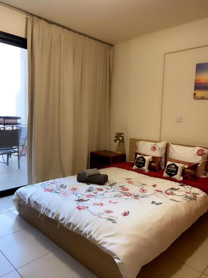 Larnaca Beach Apartment Exteriér fotografie
